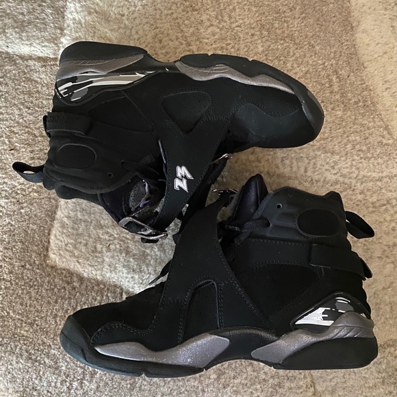 Jordan Shoes - Chrome 8s